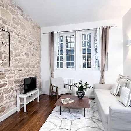 Stylish Studio In Le Marais Paris Exterior photo